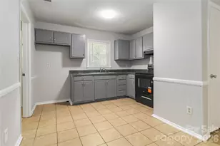 6317 Old Coach Rd, Charlotte, NC 28215 - Photo 8