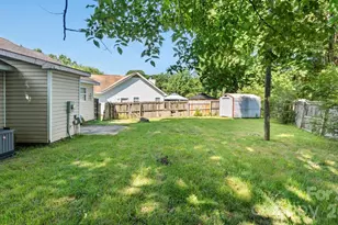 6224 Cottageville Ln, Charlotte, NC 28208 - Photo 18