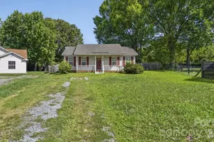 6224 Cottageville Ln, Charlotte, NC 28208 - Photo 2