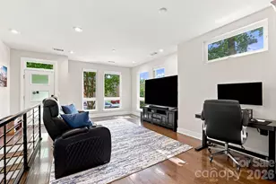 2860 Youngblood St, Charlotte, NC 28203 - Photo 4