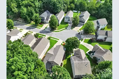 2748 Bramble Ridge Court, Charlotte, NC 28215 - Photo 26