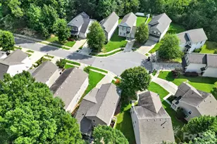 2748 Bramble Ridge Ct, Charlotte, NC 28215 - Photo 26