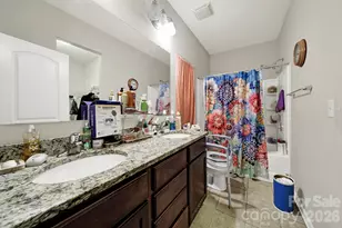 2748 Bramble Ridge Ct, Charlotte, NC 28215 - Photo 10