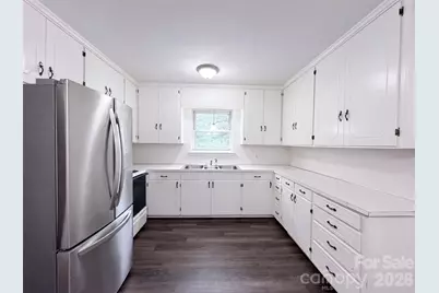 411 Roy Eaker Road, Cherryville, NC 28021 - Photo 2