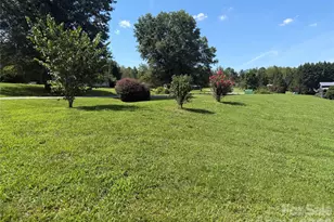 4158 High View Ct, Claremont, NC 28610 - Photo 2