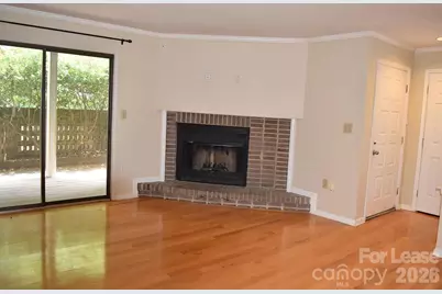 413 W 8th Street, Charlotte, NC 28202 - Photo 4