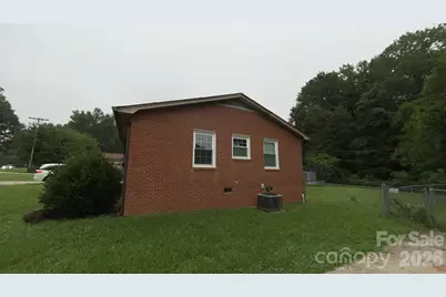 1429 Edgewood Road, Bessemer City, NC 28016 - Photo 4