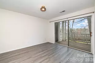 2512 Cranbrook Ln, Charlotte, NC 28207 - Photo 10