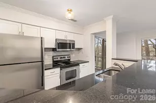2512 Cranbrook Ln, Charlotte, NC 28207 - Photo 6