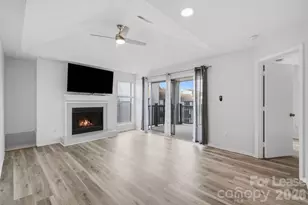 18865 Vineyard Point Ln, Cornelius, NC 28031 - Photo 2