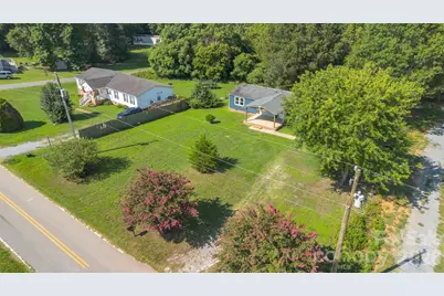 2240 Emerald Road, Shelby, NC 28152 - Photo 4