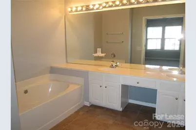 8807 Ormeau Drive, Charlotte, NC 28277 - Photo 16