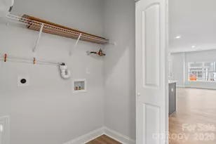 121 Cherry Spgs Ln, Asheville, NC 28804 - Photo 12