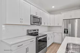 121 Cherry Spgs Ln, Asheville, NC 28804 - Photo 8