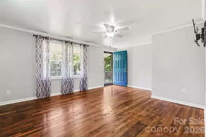 310 Main Avenue E, Hildebran, NC 28637 - Photo 4