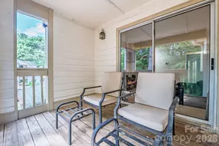 1051 Churchill Downs Ct, Charlotte, NC 28211 - Photo 20