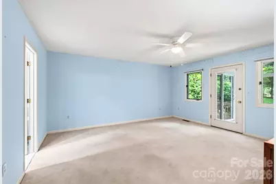 23 S Oaks Circle, Asheville, NC 28806 - Photo 8