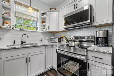 244 Holly Street, Hudson, NC 28638 - Photo 10