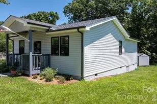 244 Holly St, Hudson, NC 28638 - Photo 4