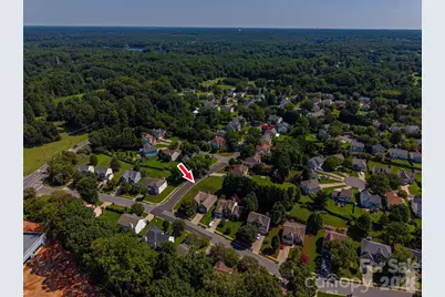 11132 Chastain Parc Drive, Charlotte, NC 28216 - Photo 24