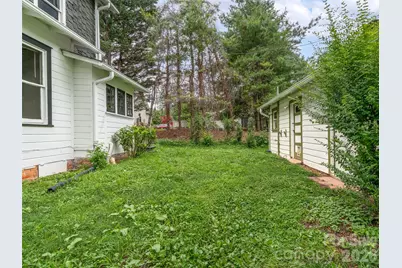 111-113 Stewart Street, Hendersonville, NC 28792 - Photo 32