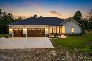 21 Rock Rdg Rd, Mill Spring, NC 28756 - Photo 4