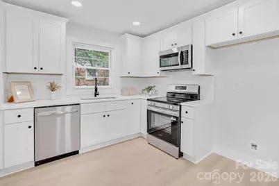 1351 Orvis Street, Charlotte, NC 28216 - Photo 6