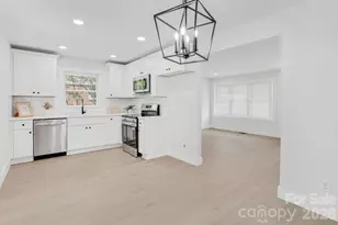 1351 Orvis St, Charlotte, NC 28216 - Photo 4