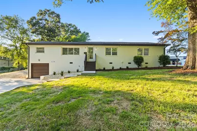 679 Oakridge Farm Highway, Mooresville, NC 28115 - Photo 1