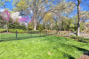 1624 Lombardy Cir, Charlotte, NC 28203 - Photo 10