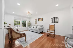 4536 Kings Ct, Hickory, NC 28602 - Photo 8