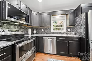 4536 Kings Ct, Hickory, NC 28602 - Photo 12
