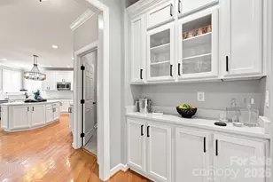 19000 Southport Dr, Cornelius, NC 28031 - Photo 16