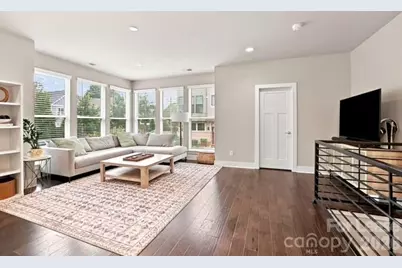 340 Uptown West Drive, Charlotte, NC 28208 - Photo 4