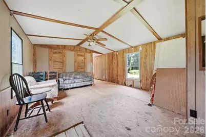 136 South Main Street, Granite Falls, NC 28630 - Photo 14