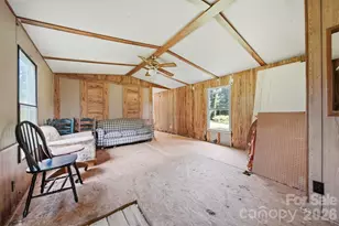 136 S Main St, Granite Falls, NC 28630 - Photo 14