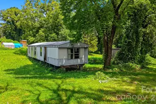 136 S Main St, Granite Falls, NC 28630 - Photo 12