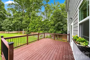 5810 Dwayne Starnes Dr, Hickory, NC 28602 - Photo 32