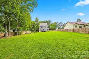 5810 Dwayne Starnes Dr, Hickory, NC 28602 - Photo 36