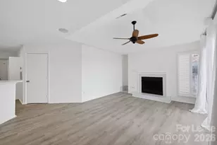 18883 Vineyard Point Ln, Cornelius, NC 28031 - Photo 4