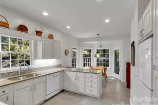 132 Aldersgate Rd, Waynesville, NC 28786 - Photo 8