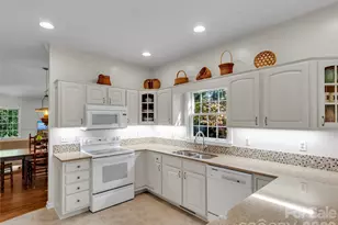 132 Aldersgate Rd, Waynesville, NC 28786 - Photo 10