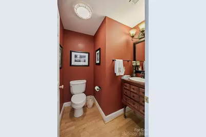 115 W Meeting Street, Morganton, NC 28655 - Photo 14