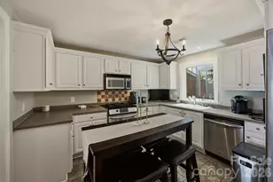 115 W Meeting St, Morganton, NC 28655 - Photo 10