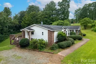15 Windy Canyon Rd, Candler, NC 28715 - Photo 4