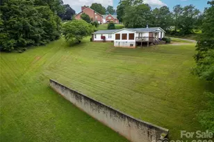 15 Windy Canyon Rd, Candler, NC 28715 - Photo 10
