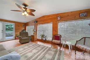 15 Windy Canyon Rd, Candler, NC 28715 - Photo 26