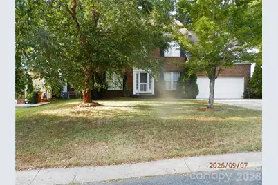 7910 Kingston Drive, Waxhaw, NC 28173 - Photo 2