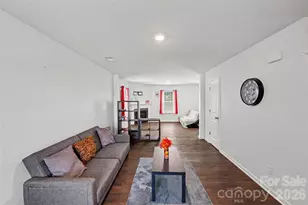 7217 Finnigan Rd, Charlotte, NC 28215 - Photo 8