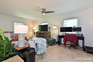 4730 Crestmont Dr, Charlotte, NC 28205 - Photo 8